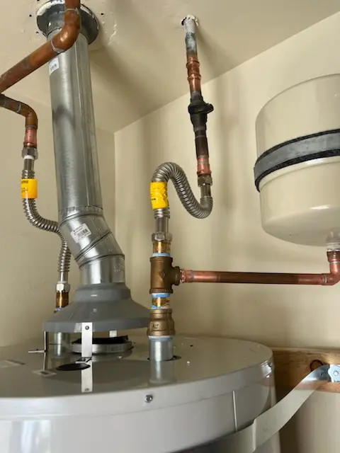 Water heater installation and plumbing repair in Fairfax